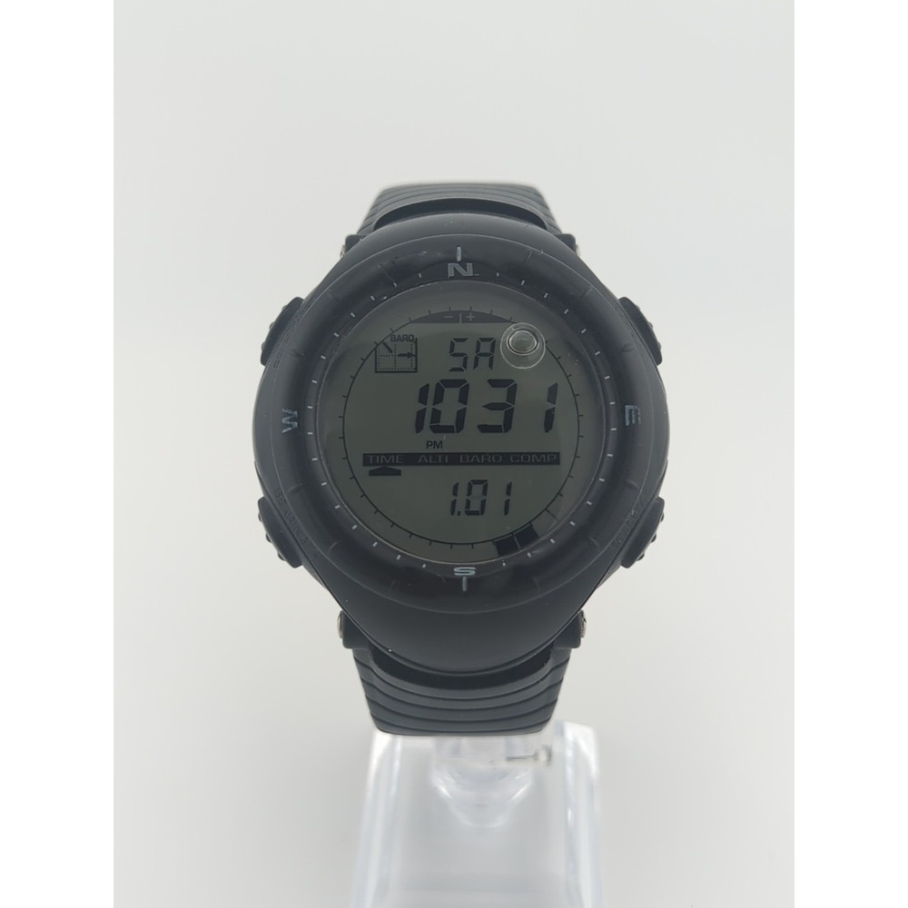 SUUNTO Vector Multifunction Mountain Watch Altimeter Compass (New Battery)‎